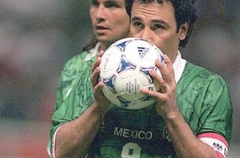 Hugo Sánchez aseguró que se debe respetar a los jugadores de la Selección Mexicana