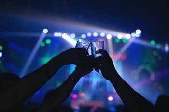 Bares de la CDMX se niegan a abrir con las nuevas condiciones