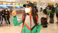 (VIDEO) Jugadora mexicana de sóftbol presumió tener todos sus uniformes