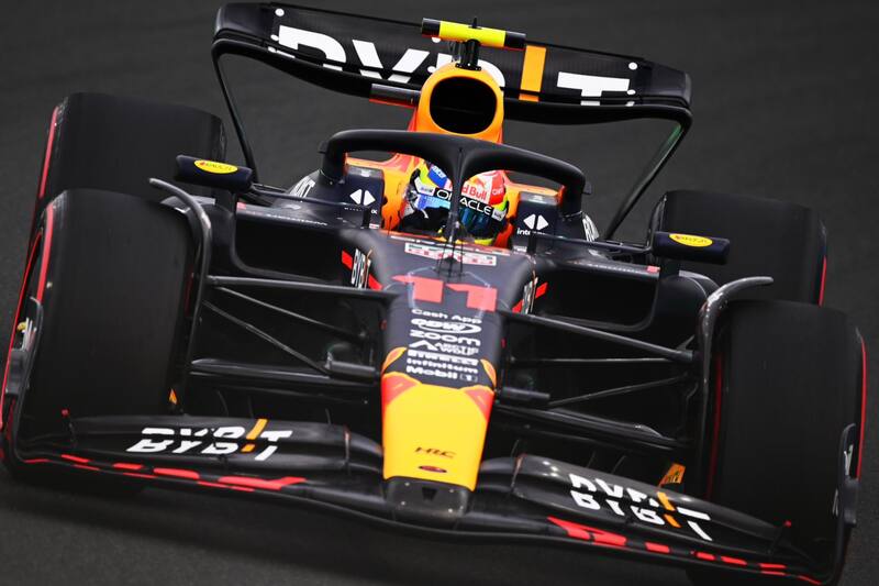 Checo Pérez se quedó con la "pole" del Gran Premio de Arabia Saudita 2023.