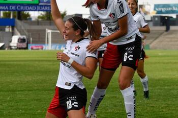 Clásico Tapatío: El día que la afición de Chivas Femenil se burló de Norma Palafox