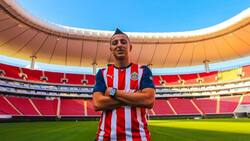 Roberto Alvarado confesó que siente más presión en Chivas que en Cruz Azul