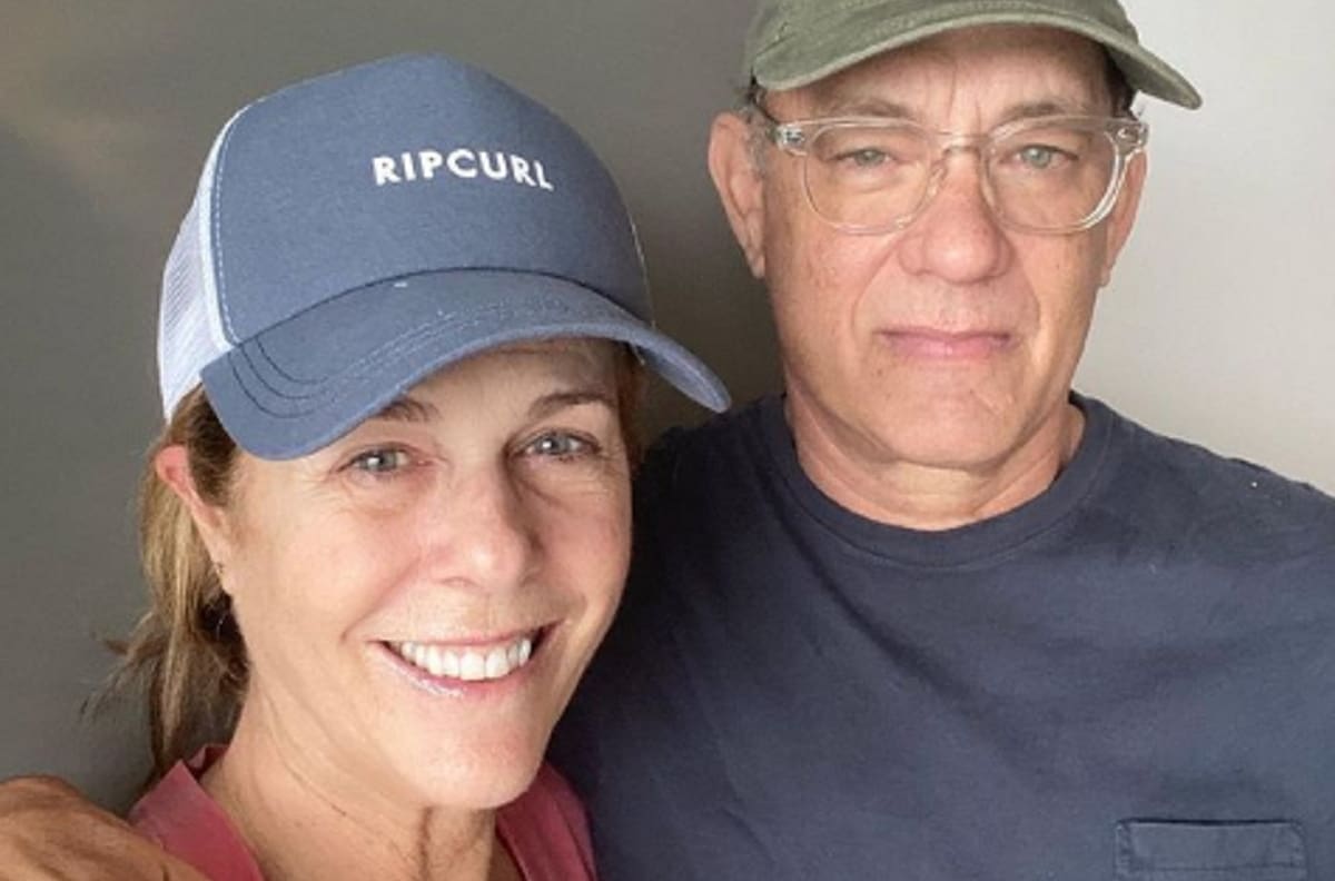 Tom Hanks salva a una pequeña librería de cerrar por culpa de la pandemia con un divertido video