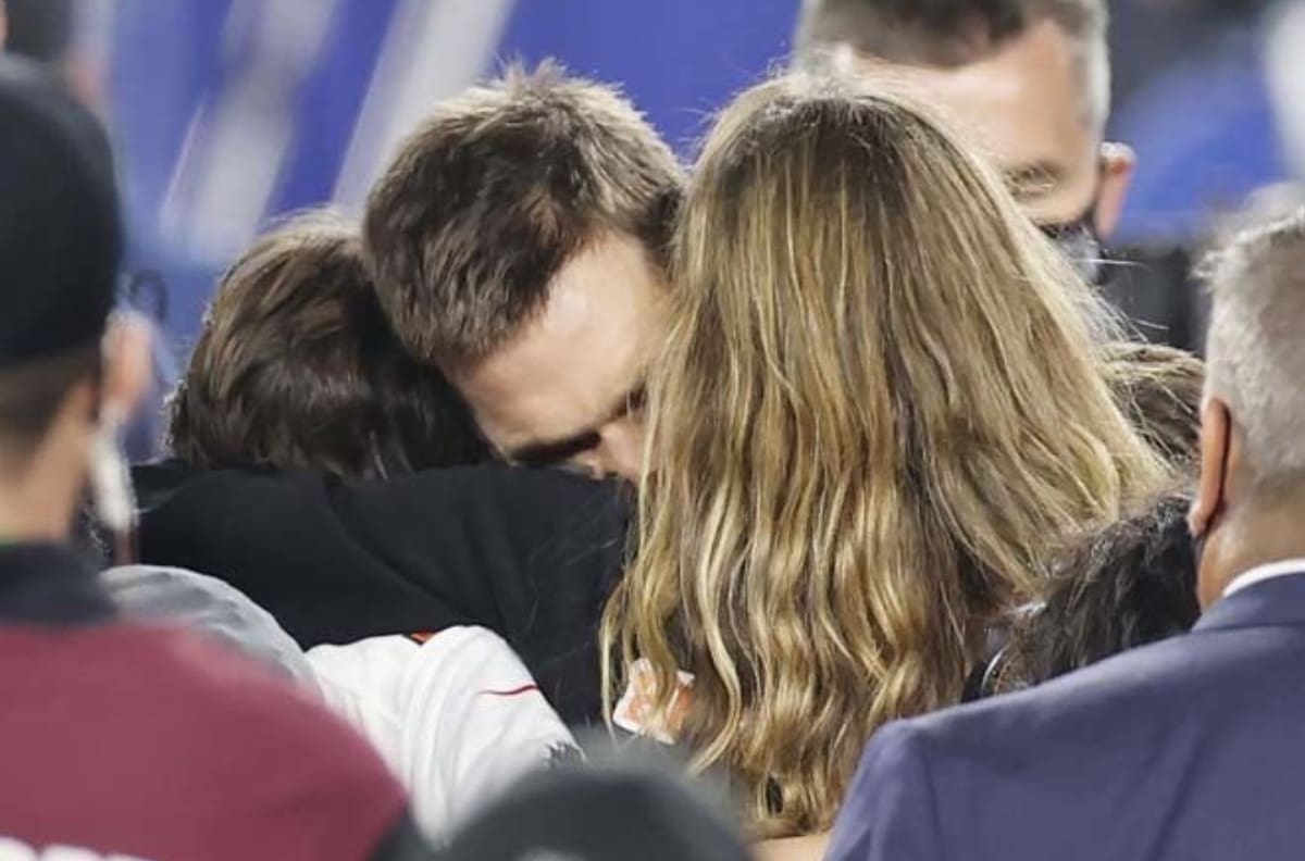 Gisele Bündchen festeja el triunfo de su esposo Tom Brady en el Super Bowl LV