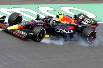 Checo Pérez culminó 12do en la segunda práctica para el GP de Países Bajos