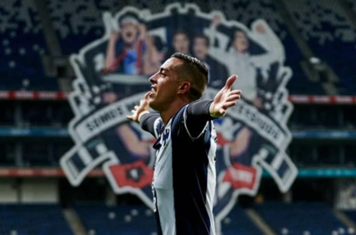 La afición de Monterrey alabó a Funes Mori después de igualar el récord de Humberto Suazo