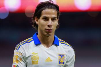 Mauro Lainez defiende a su hermano Diego de las críticas de la afición del América: “Está en un equipo que sí lo quiere”