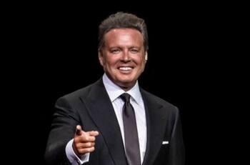 Luis Miguel y las extrañas teorías que rodean su vida hermética: ¡murió y es un doble!