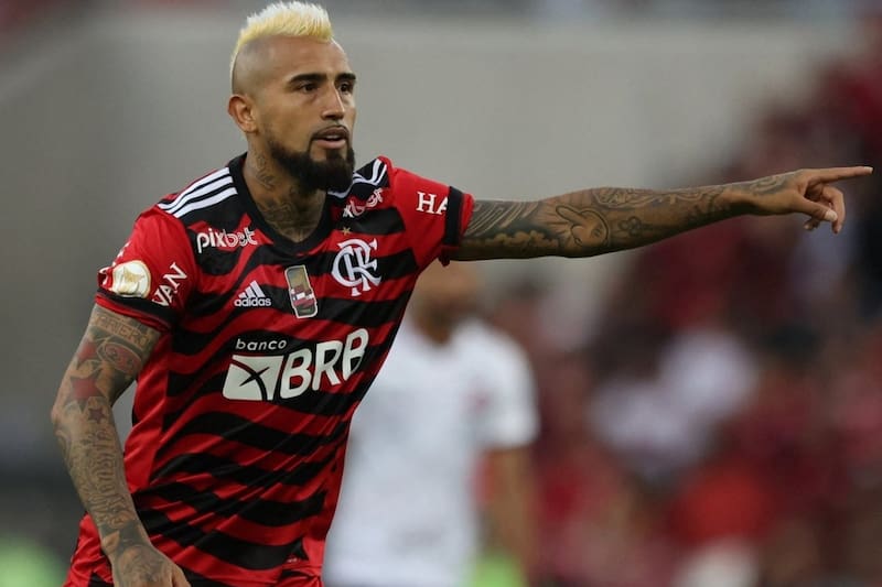 El mediocampista chileno ha sufrido por diversas declaraciones en su carrera.