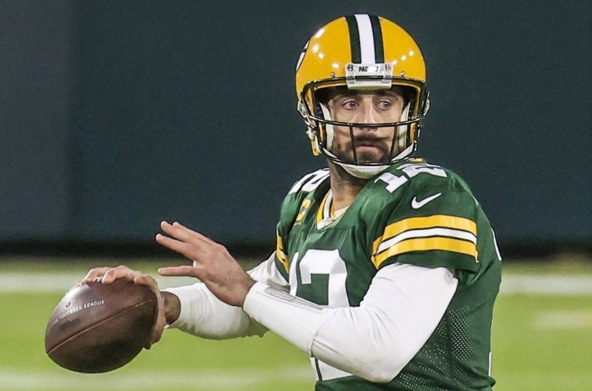 Aaron Rodgers rompe récord de pases de touchdown en Green Bay