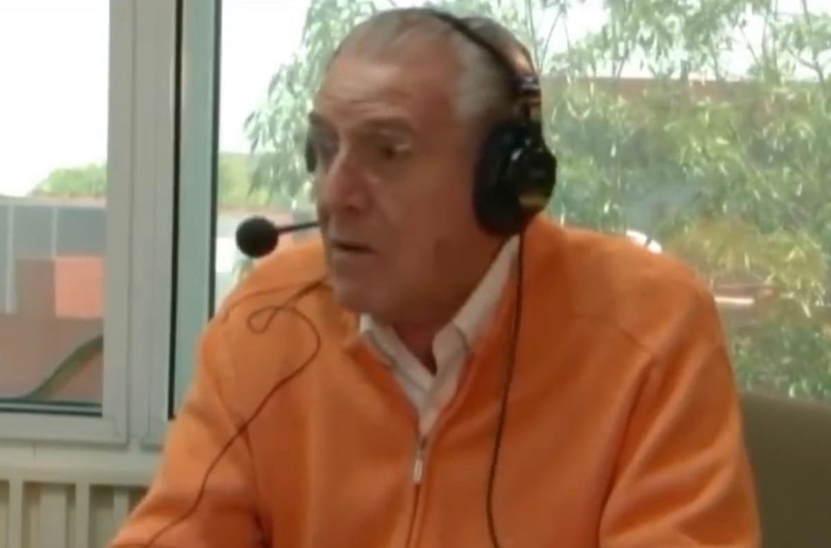 Carlos Albert arremetió contra jugador hondureño: “un imbécil pseudo futbolista”