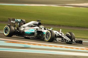 Ex-compañero de Lewis Hamilton habló sobre Max Verstappen en Gran Premio de México