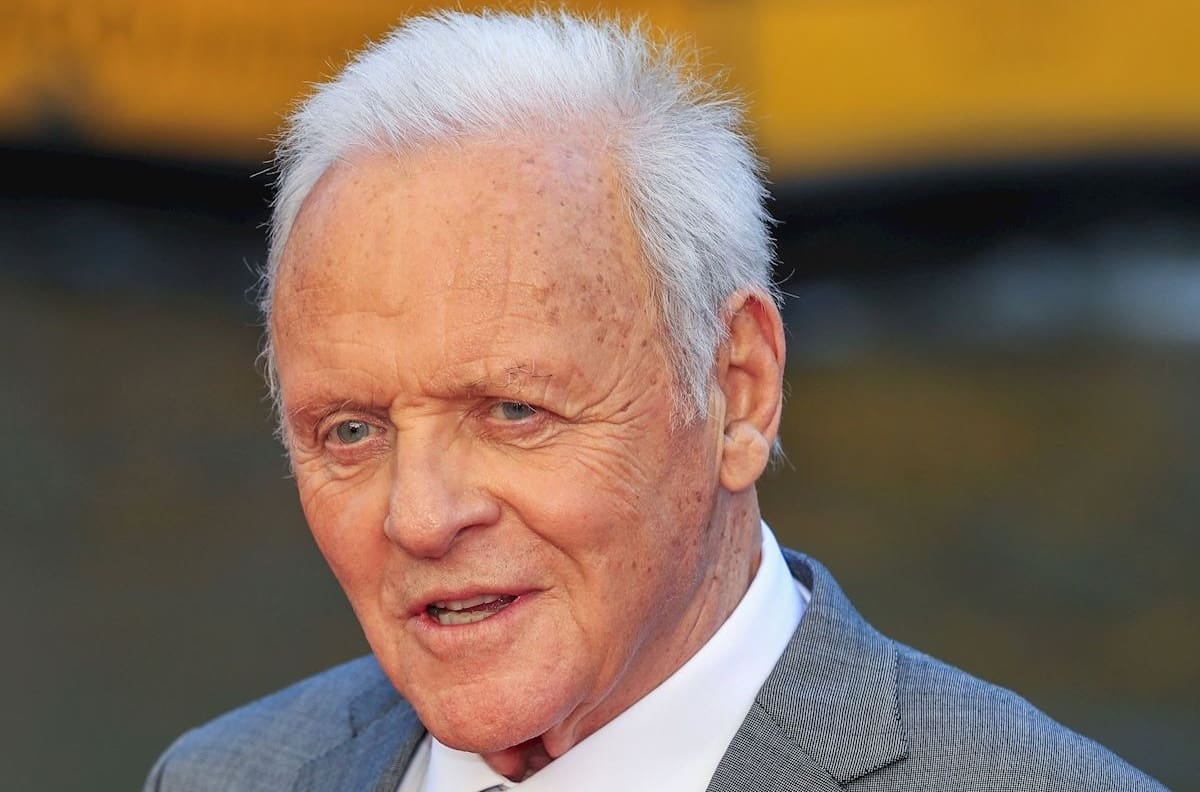 “Nos lo arrebataron demasiado pronto": Anthony Hopkins rindió tributo a Chadwick Boseman