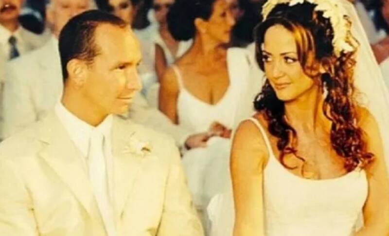 Erik Rubín y Andrea Legarreta en su boda