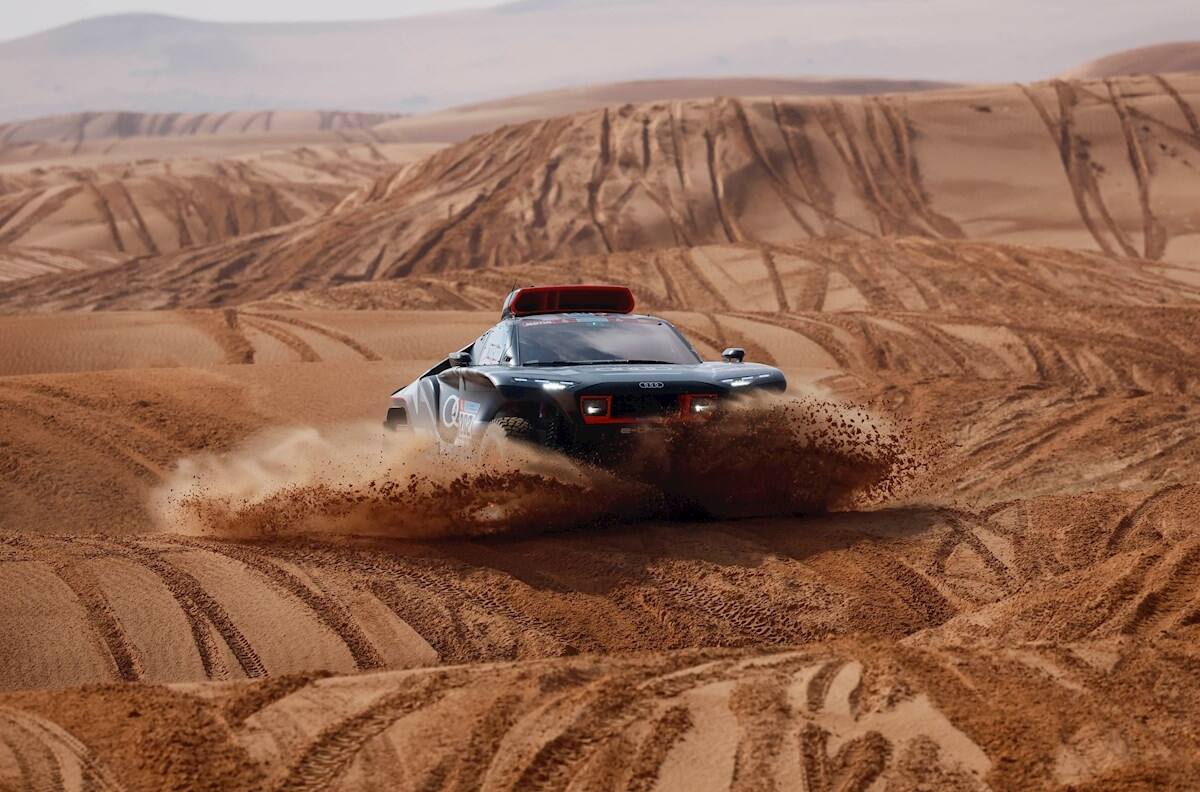 Carlos Sainz volvió a tener problemas en Rally Dakar 2022