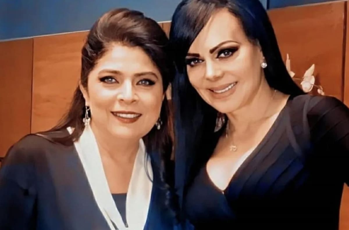 Maribel Guardia enseña a Victoria Ruffo a mover las caderas en TikTok