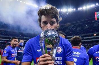 Santiago Giménez fue convocado de último momento a la Selección Mexicana Sub-23