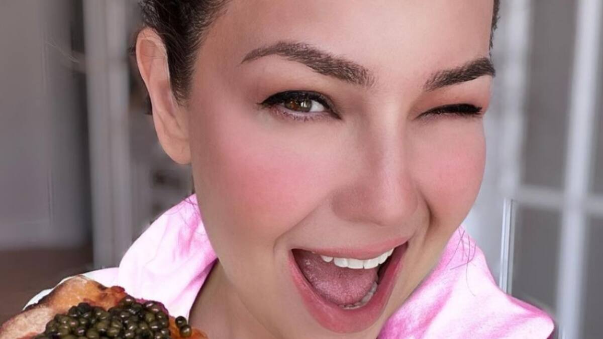 Thalía confesó quién es el actor que le gusta cómo la besa