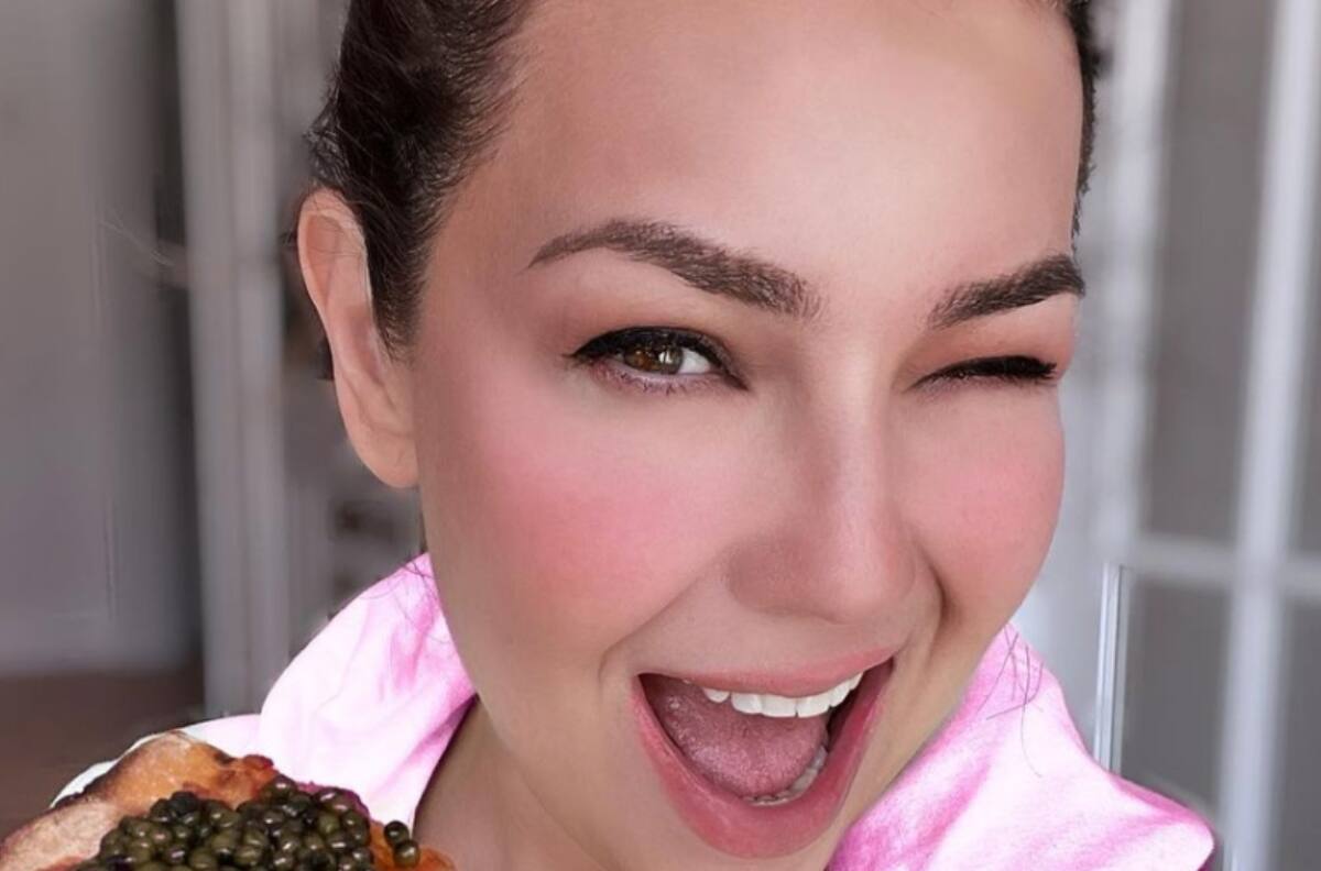 Thalía confesó quién es el actor que le gusta cómo la besa