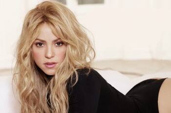 Shakira: "Triunfar no fue fácil", sufrió discriminación por ser latina