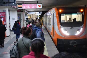 Este será horario de servicio del Metro, Metrobús y Trolebús durante el 15 de noviembre
