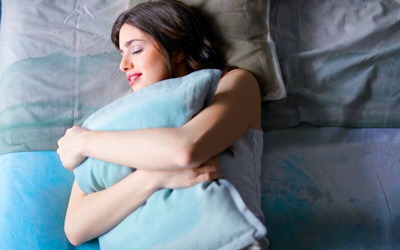 Para recuperarnos en cuerpo y mente es necesario dormir al menos 6 horas seguidas. (Foto: Archivo)