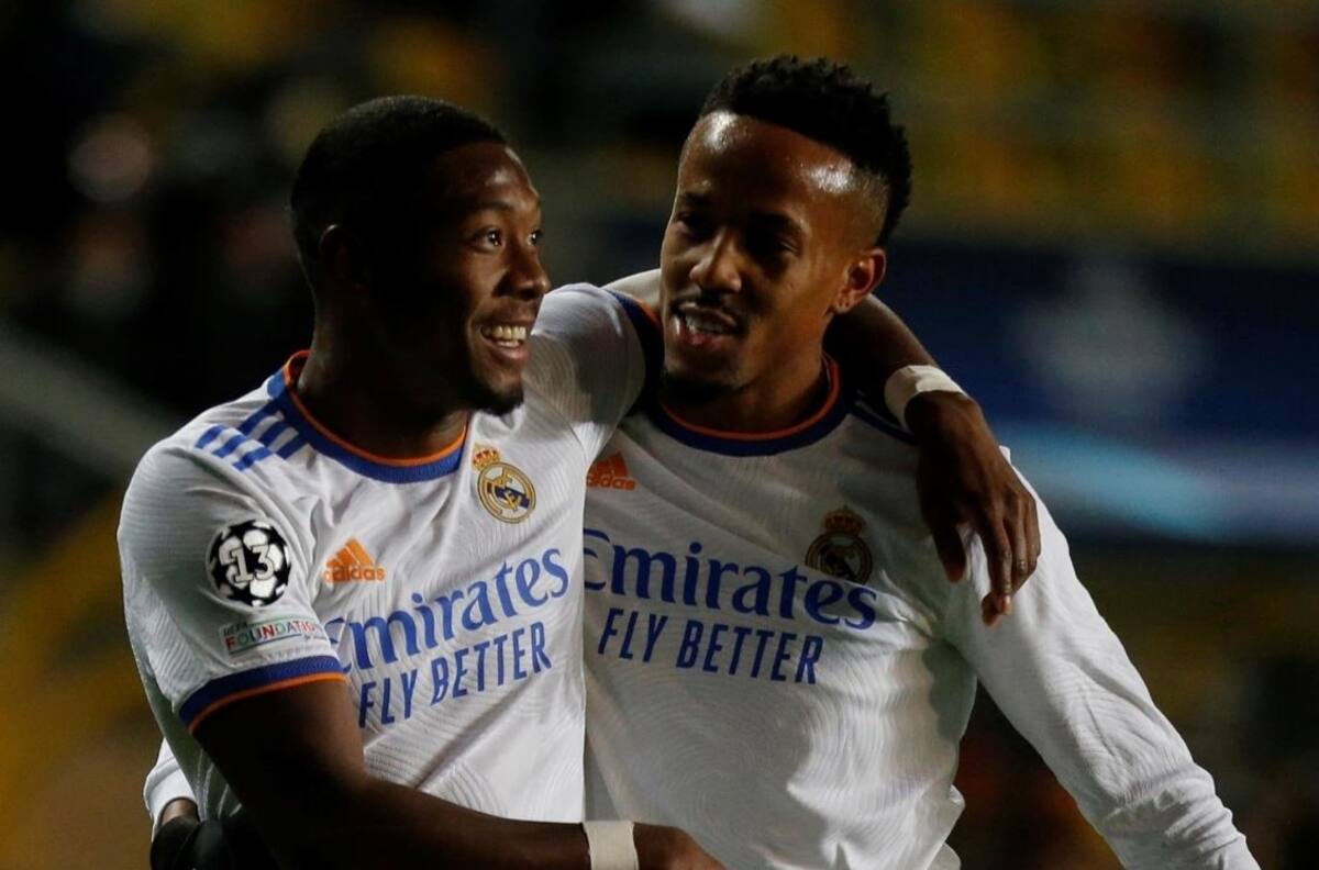 David Alaba sufre un esguince de rodilla, según entrenador del Real Madrid