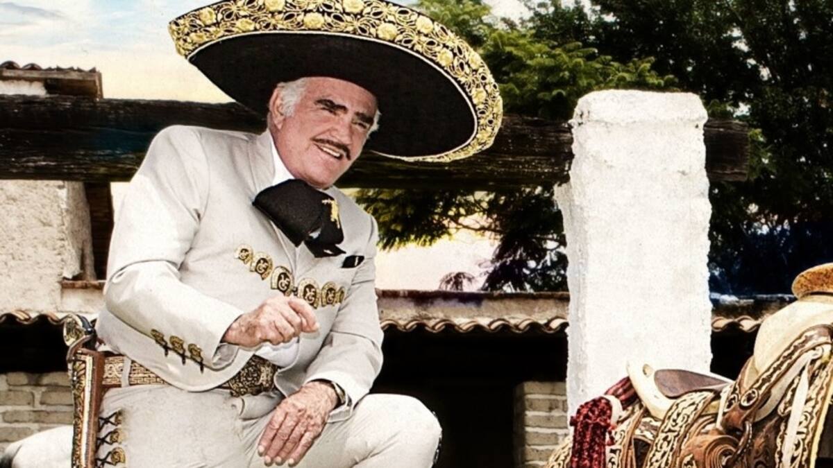 Televisa y Univisión harán la competencia con su propia serie de Vicente Fernández
