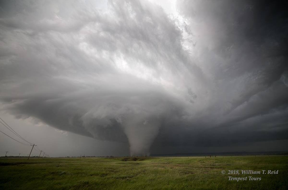 Caos y crisis en el sur de Estados Unidos: Autoridades esperan que otro brote destructivo de tornados azote el país por segunda vez en 8 días