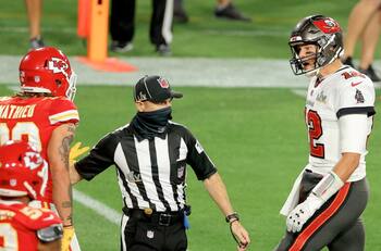 ¿Qué se dijeron en el Super Bowl? Tyrann Mathieu acusa a Tom Brady en tuit borrado