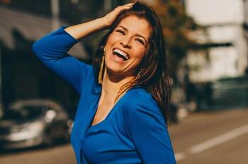 Alessandra Rosaldo, esposa de Eugenio Derbez, agradece a fans que pidieron por la salud de su sobrino