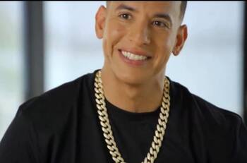 Agradece Daddy Yankee a sus fans llevarlo a la cima "Con calma"
