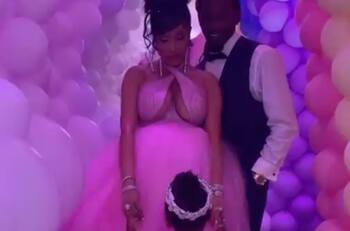 Cardi B y Offset celebran los 3 años de Kulture como en cuento de hadas