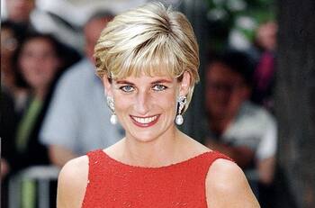 Los príncipes William y Harry se reencuentran para develar la estatua de Lady Di