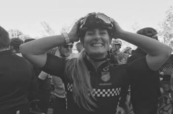 Muere ciclista neozelandesa y abre debate sobre la salud mental