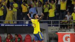 Colombia golea 3-0 a Bolivia y se aferra al repechaje rumbo a Qatar 2022