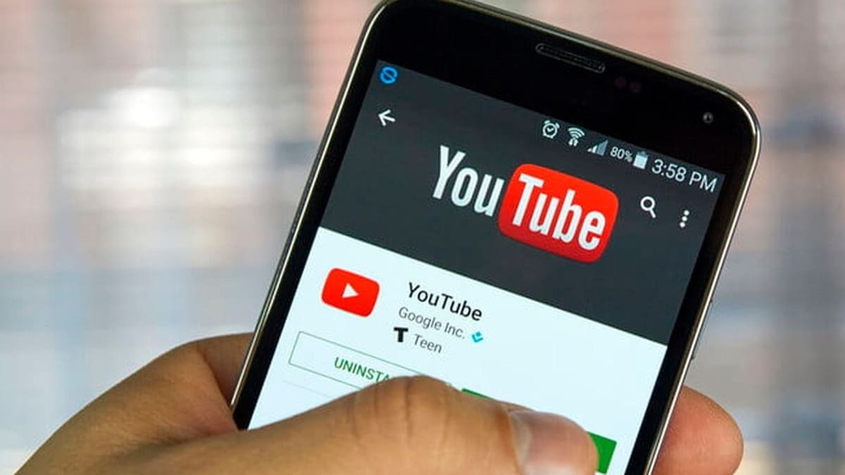 ¿Puedes escuchar videos de YouTube con la pantalla del celular bloqueada?