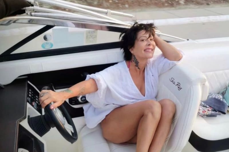 La cantante cancela concierto