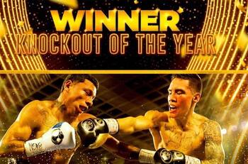 Óscar Valdez recibe al premio del nocaut del año por parte del WBC