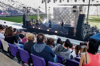 ¿De vuelta a la normalidad? Israel realizó su primer concierto al aire libre para vacunados