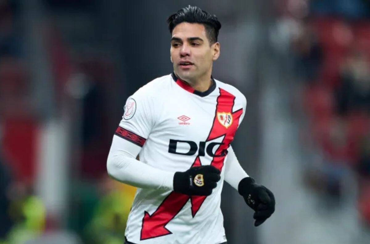 En España aceptan interés de Cruz Azul por Falcao, pero Rayo Vallecano evitaría que lo fichen gratis
