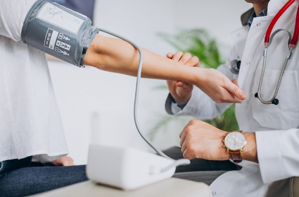 Salud: Baja la presión arterial con este remedio casero