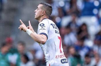 Rayados se impuso por goleada a Cruz Azul y avanza a las semifinales del Apertura 2022
