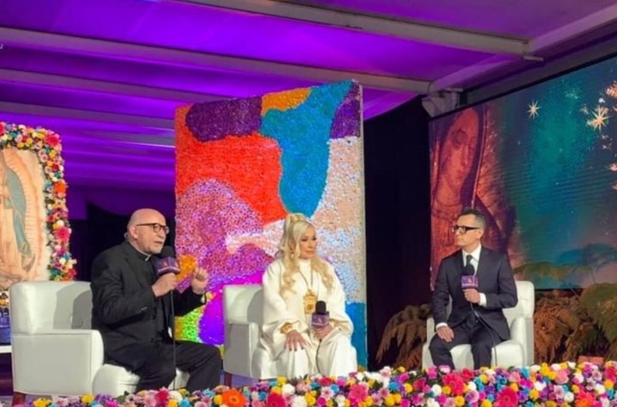 Aracely Arámbula, Aída Cuevas y Edith Márquez cantaron a la virgen de Guadalupe en especial de Azteca