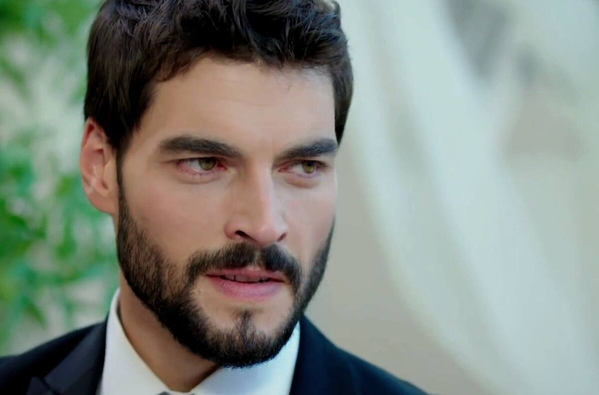 "Hercai": ¿Por qué Akin Akinözü se peleó con un miembro de la producción?"