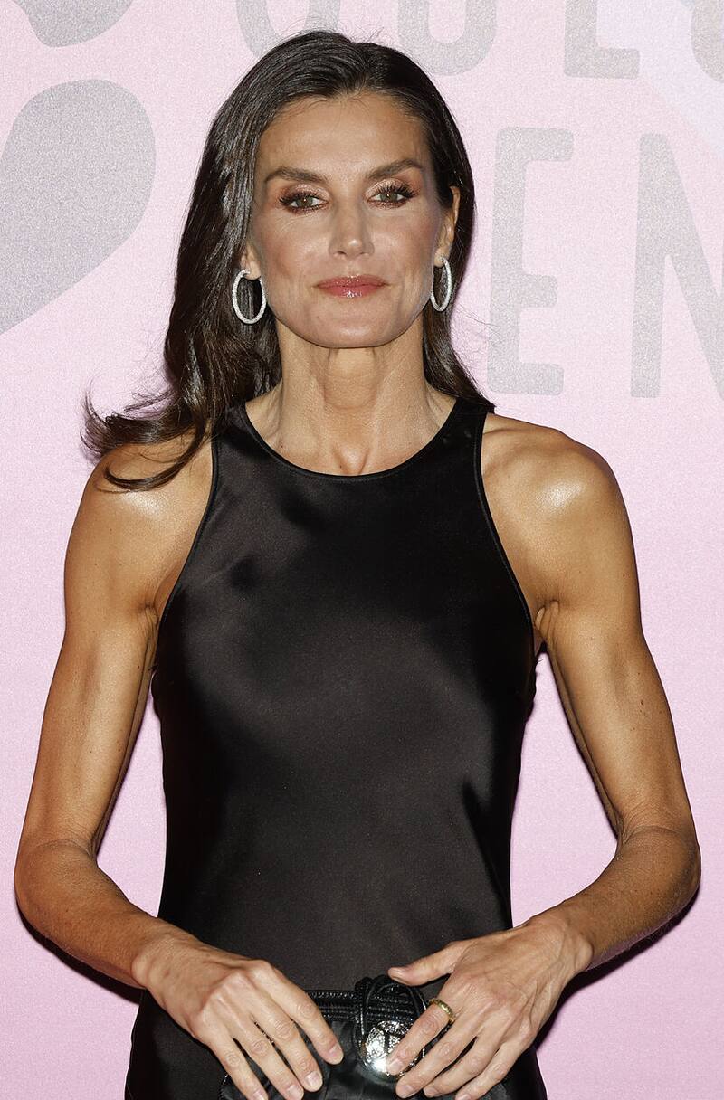 La monarca luce un bronceado perfecto en cualquier momento del año.