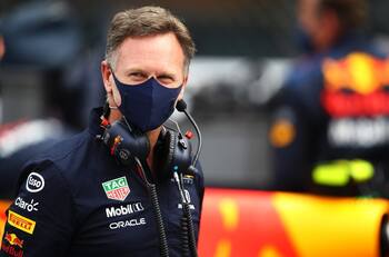 Christian Horner explicó la razón de las dos paradas de Checo Pérez en el GP de Qatar