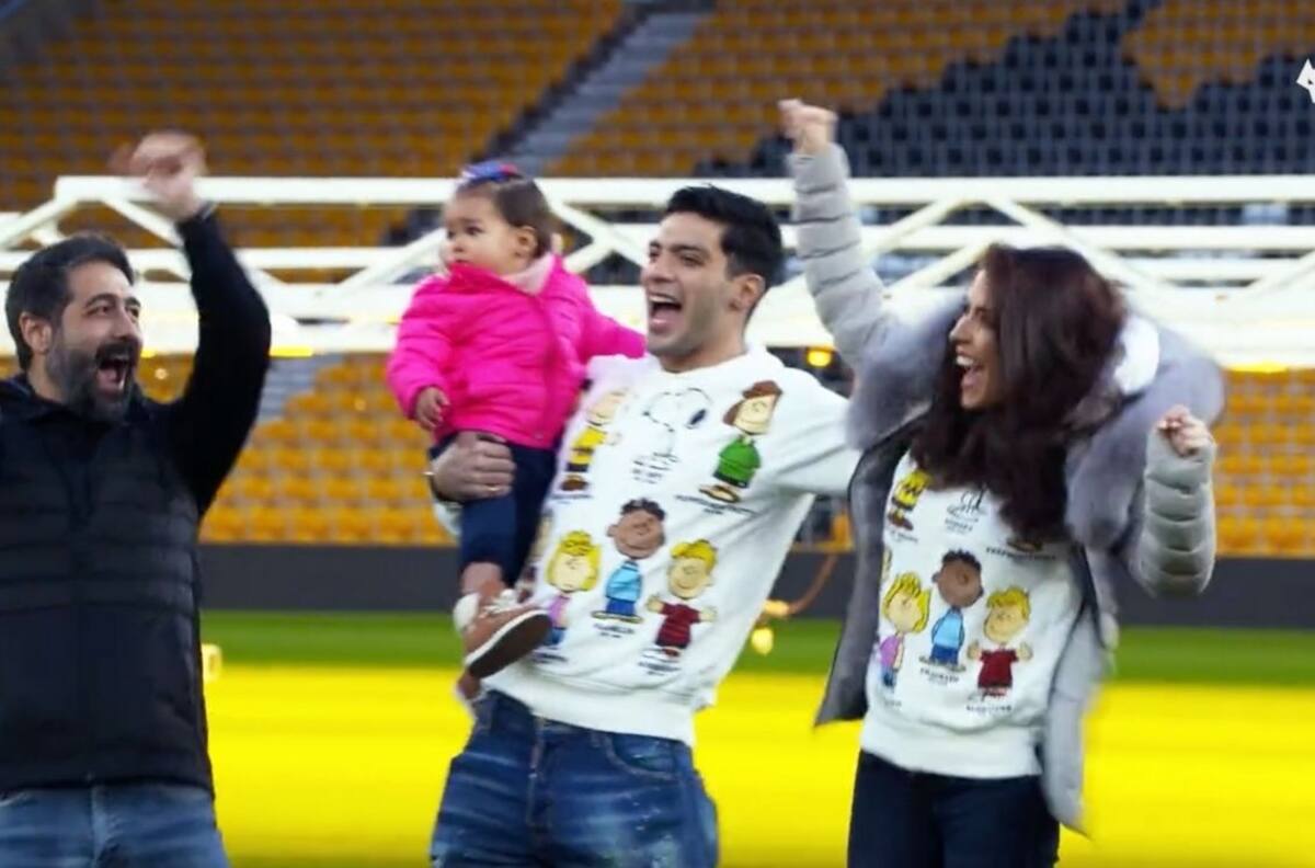 Video: Raúl Jiménez y Daniela Basso anuncian género de su bebé con ayuda de los Wolves