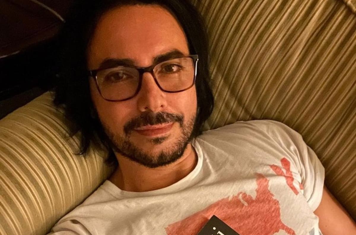 Beto Cuevas dice "no" al noviazgo con Paola Rojas