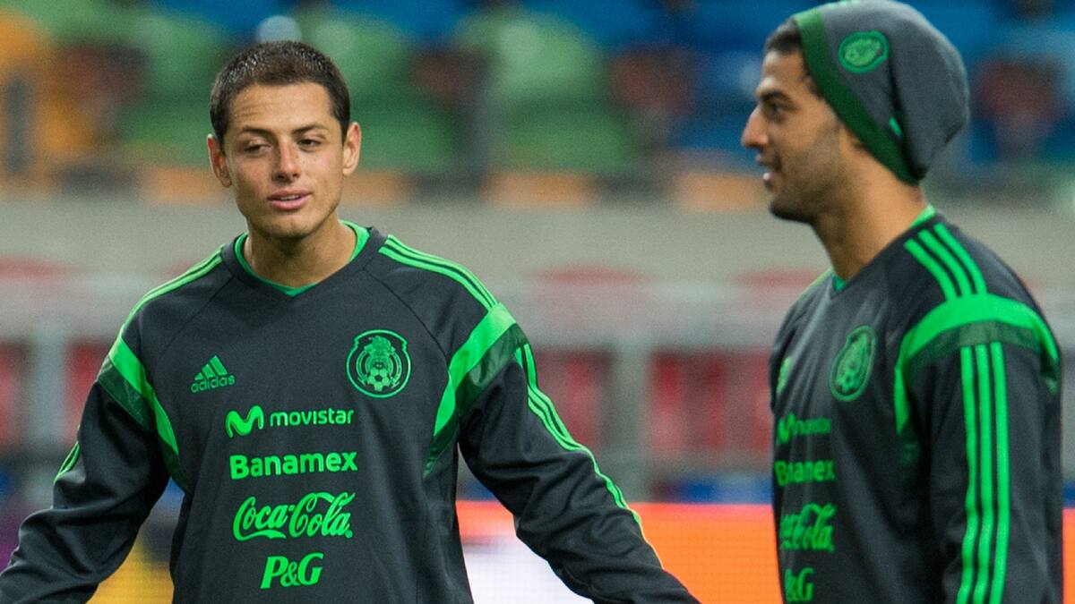 Frente a frente: Javier "Chicharito" Hernández y Carlos Vela: Las caras del "derbi del tráfico"